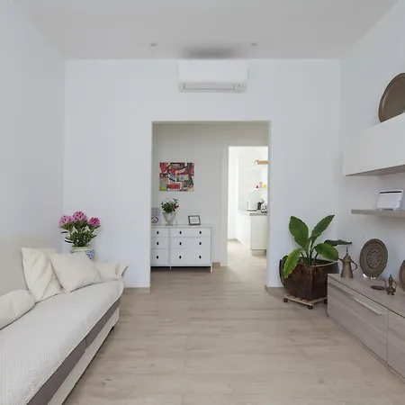 Azzurra House